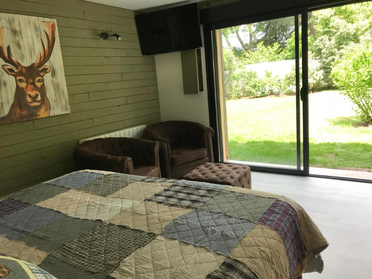La Taniere Des Ours Bed & Breakfast Chaumont-sur-Tharonne Exterior photo