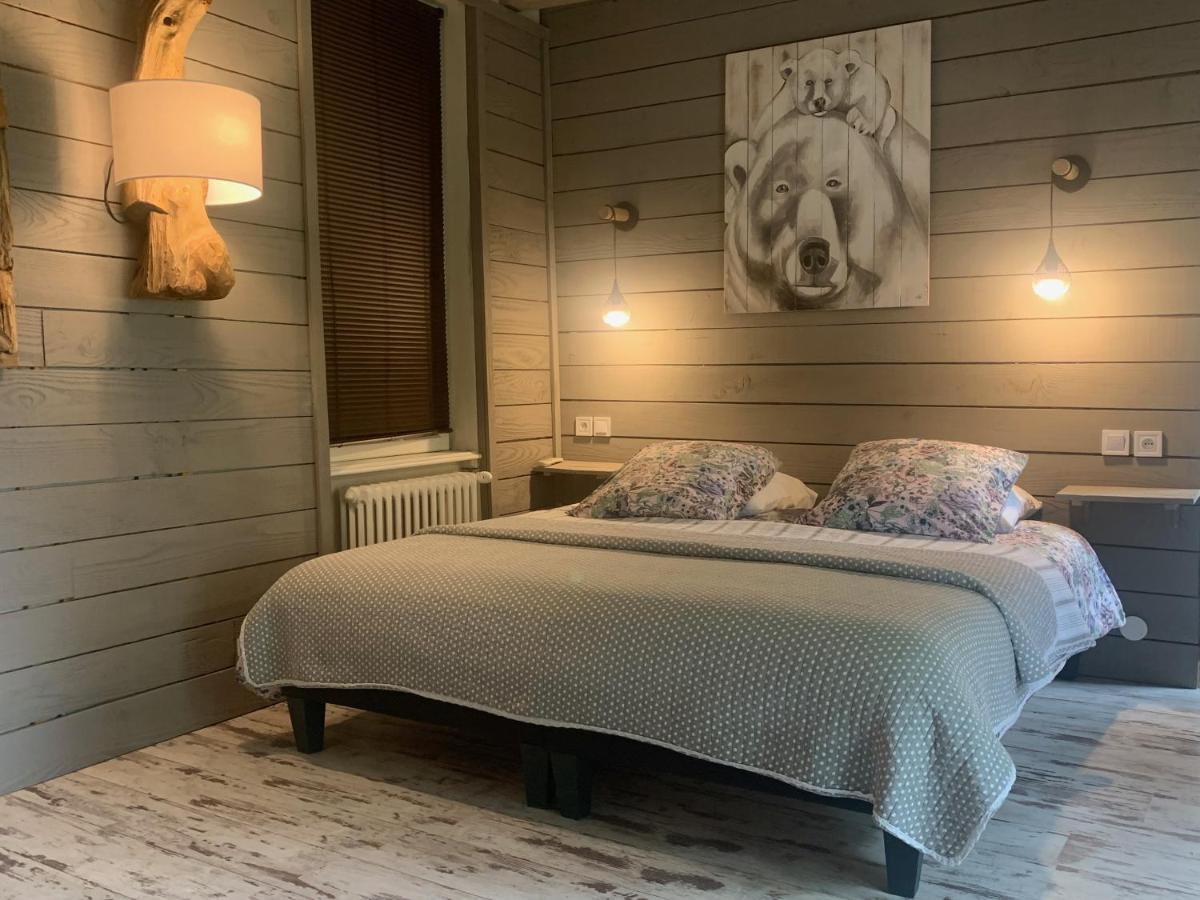 La Taniere Des Ours Bed & Breakfast Chaumont-sur-Tharonne Exterior photo