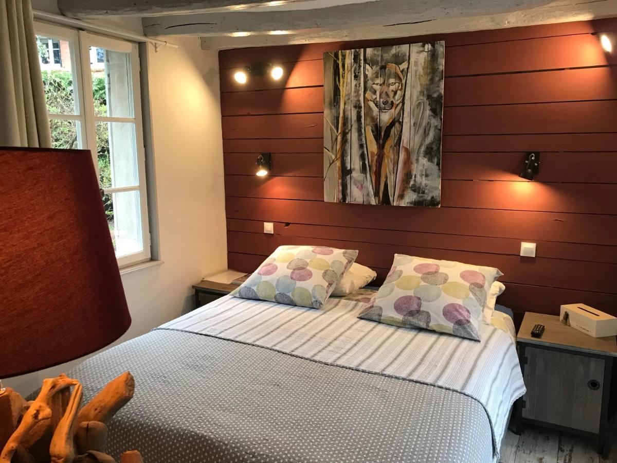 La Taniere Des Ours Bed & Breakfast Chaumont-sur-Tharonne Exterior photo