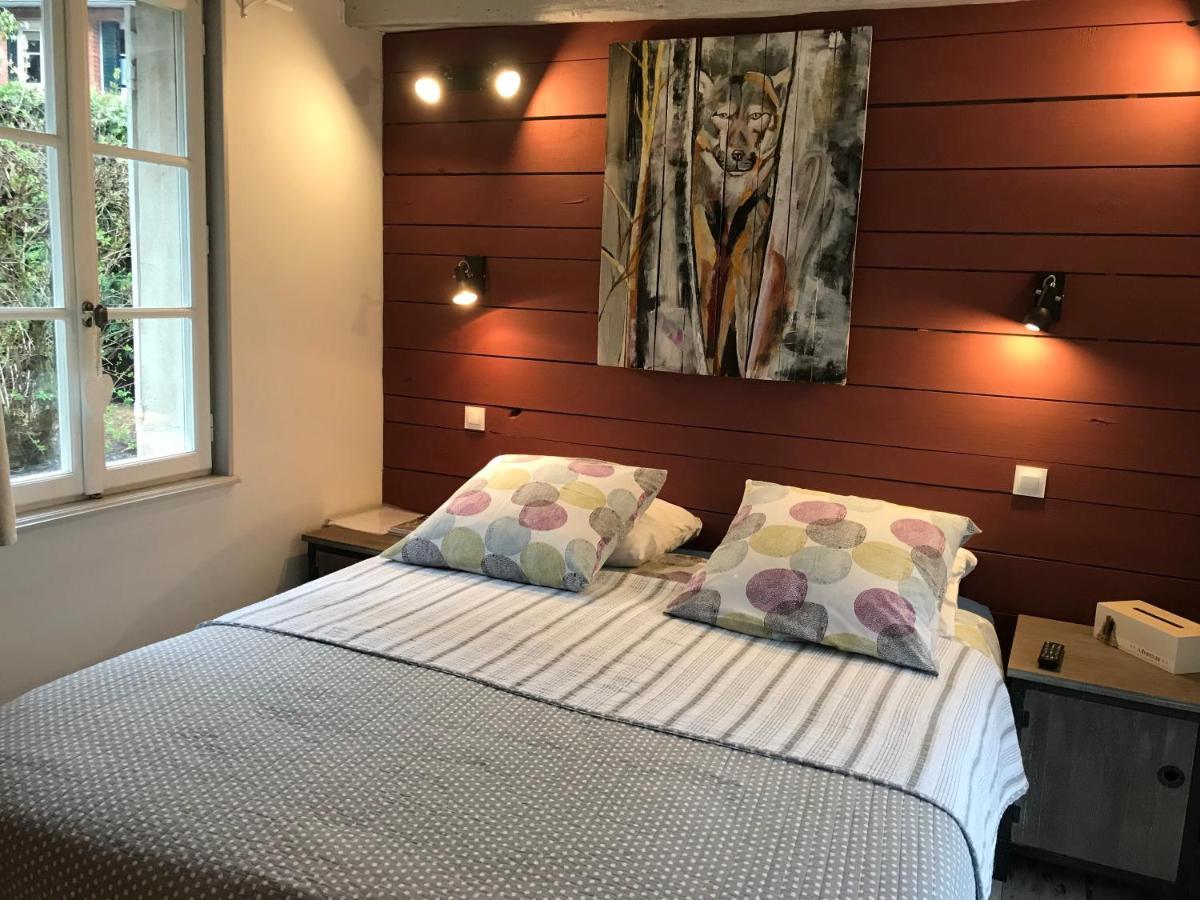 La Taniere Des Ours Bed & Breakfast Chaumont-sur-Tharonne Exterior photo
